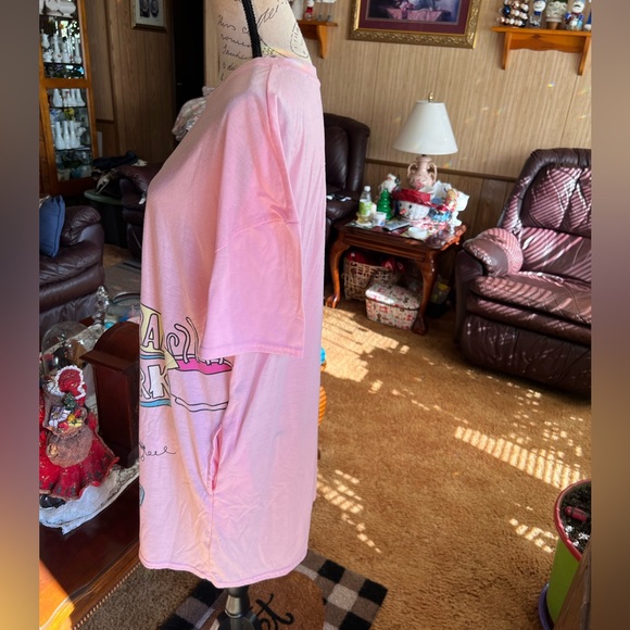 Women’s FRIENDS how you doing’? Central Perk night dress with pockets. - Picture 7 of 16